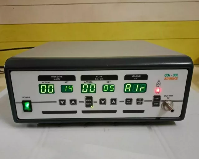 30L CO2 Insufflator With Inbuilt Regulator And Air Mode Medical Equipment