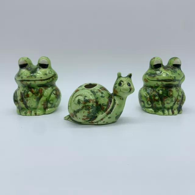 Vintage 1970’s Ceramic Macrame Beads Green Frogs And Snail