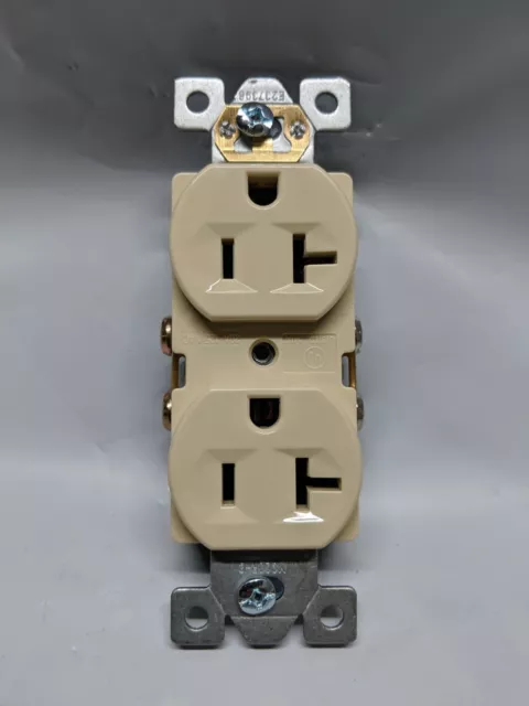 (50 pc) NEW Standard Duplex Receptacles 20 Amp IVORY 20A Commercial Grade CR20 2