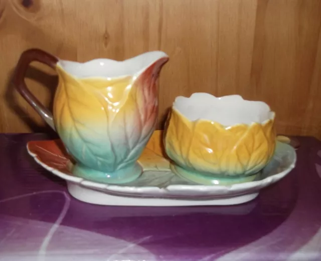  Royal Winton   Grimwades Vintage Creamer And Sugar Bowl Set On Tray  Ex Cond