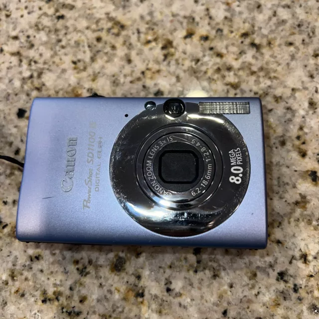 Canon PowerShot Silver ELPH SD1100 IS / IXUS 80 IS 8.0MP Digital Camera