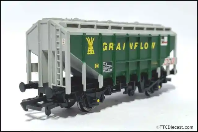 Bachmann 33-127A 35T Bulk Grain Wagon 'Grainflow', OO Gauge PRE OWNED
