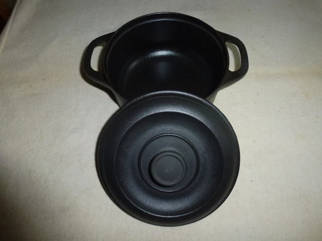 Cocotte En Fonte Ronde 24 Cm Cousances N°24 – Noir, Vintage, état D’usage
