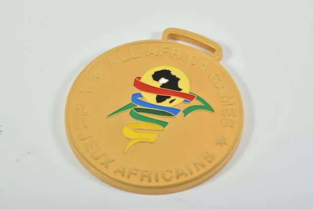 Konvolut Medaillen Abzeichen Kaninchenzucht Africa Games Sammler Plaketten 2