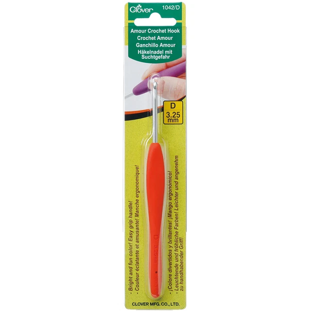 Clover Amour Crochet Hook-Size D3/3.25mm 1042/D
