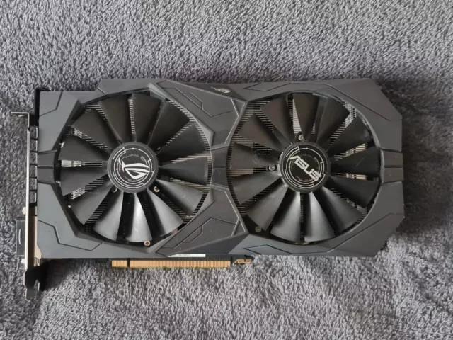 ASUS ROG Strix Radeon RX 570 OC 8‎GB GDDR5 Grafikkarte mit OVP und CD