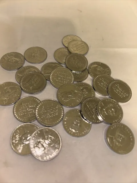 Shell's Famous Facts and Faces Vintage Game Coin Lot of 25