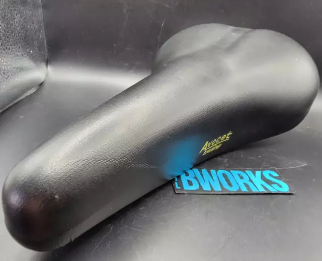 avocet bike saddle