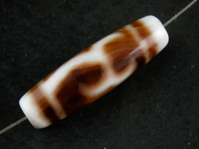 Good Quality Pure Tibetan Agate Dzi *White Tara* Bead DD142