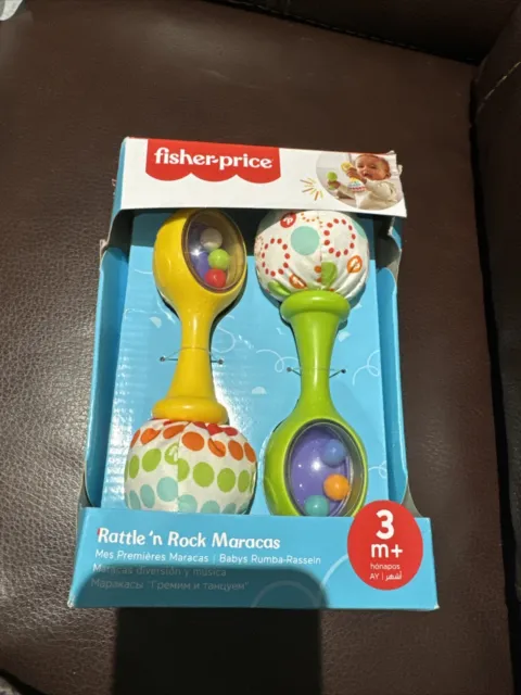 Fisher-Price Baby Rattle ‘n Rock Maracas Toys, Set of 2 for Infants 3+  Months, High Contrast