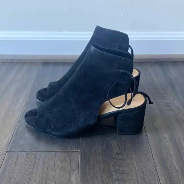 SCHUTZ Binalia Peep Toe Heel Womens Size 7.5 Black Suede Block Heel