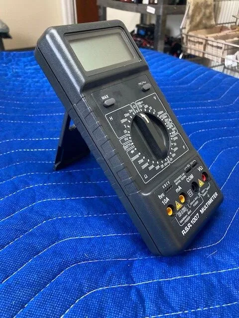 R.S.R. ELECTRONICS INC. 1007 Digital Capacitance & Inductor Multimeter USED2(PC)