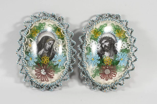 J32O51- 2x Klosterarbeit Perlenarbeit, Maria und Jesus Stichbilder, um 1920