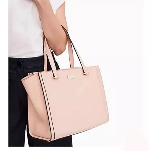 Regatta court vita store