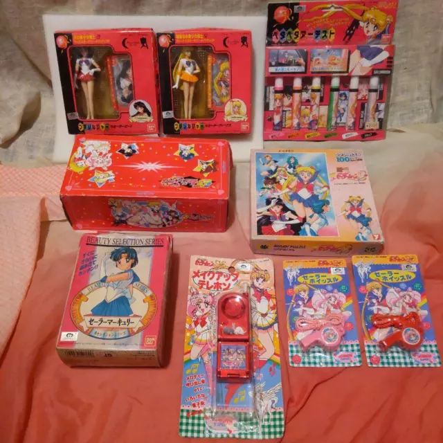 Sailor Moon Goods lot of 9 Figure Makeup Telephone Jigsaw puzzle Box tissue