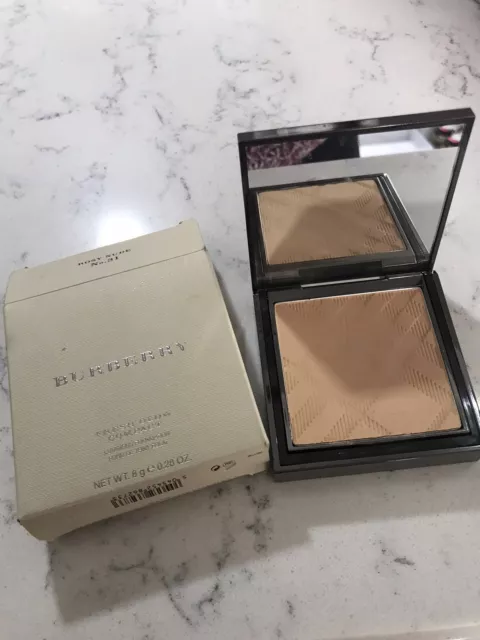 Burberry fresh deals glow compact