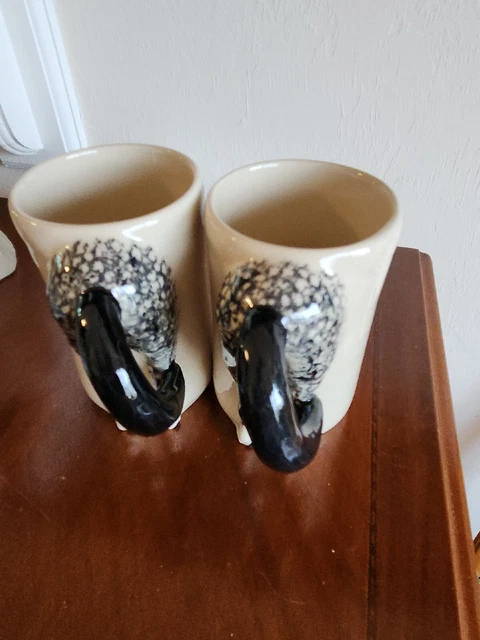 Horse Butt Rear Mug Set of 2 - Happy Appy Valley Studio 2003 Horses Behind Mugs