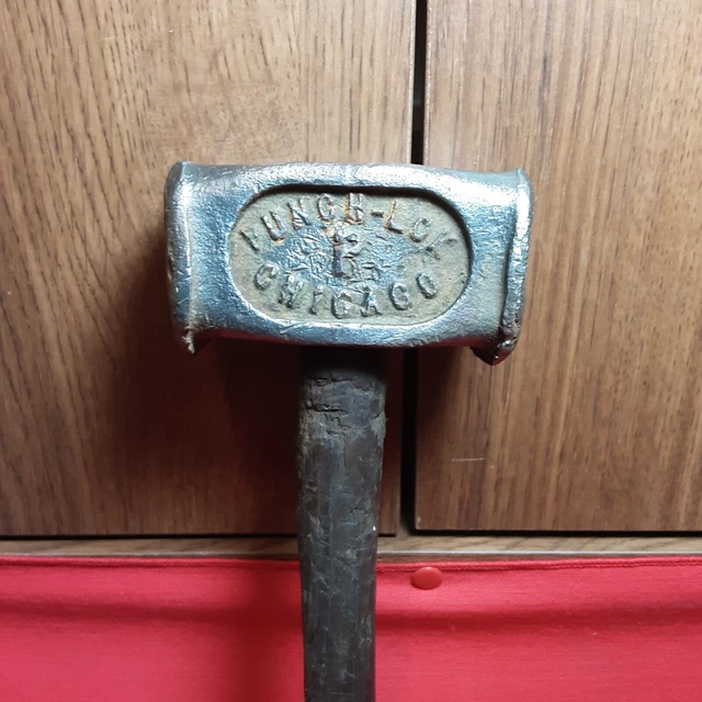 Vintage 32 oz Punch-Lok Blacksmith Hammer w/10" Wooden Handle Made Chicago, Ill