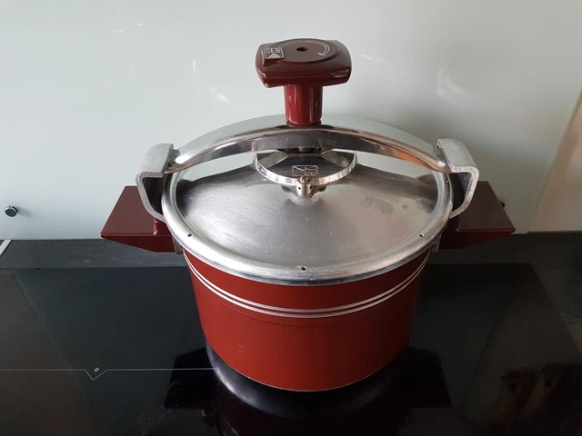 COCOTTE MINUTE SEB 8 litres alu ancienne (réf N.1) EUR 55,00 - FR