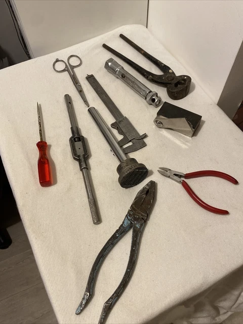 Lot outil outils anciens atelier bricolage vintage forêts limes marteaux - Bricolage