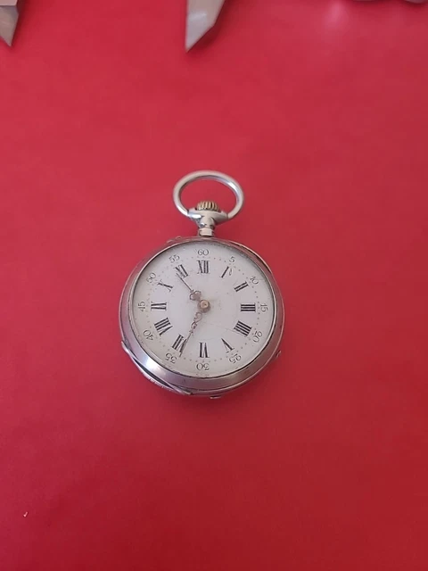 Montre Gousset Ancienne En Argent Massif - Mécanique Manuelle, Décor Crabe, Fonctionne