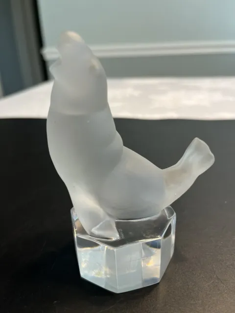 Vintage 1985 Goebel Frosted Crystal Glass Seal Sea Lion 4” Tall Figurine