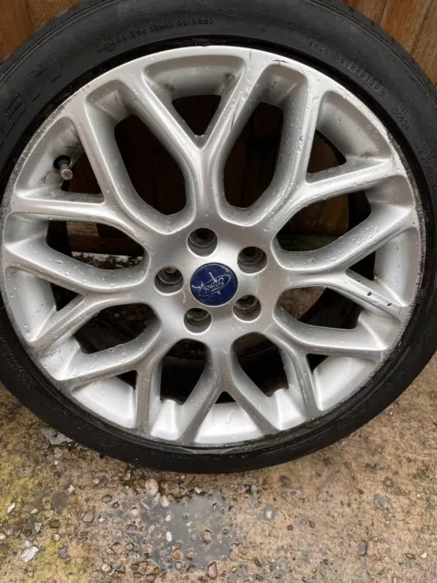 🔥FORD FOCUS MK3 ST LINE 18" INCH 5 STUD ALLOY WHEEL 8.0J Tyre Needs Replacing