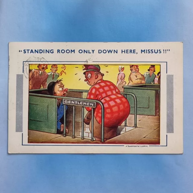 Comic Postkarte 1960 fette Dame Herren Toilette Stehzimmer nur Missus Bamforth