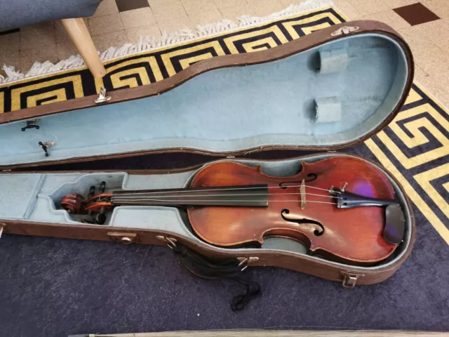 SUPERBE violon 4/4 signé stainer accompagné de son écrin rigide de transport