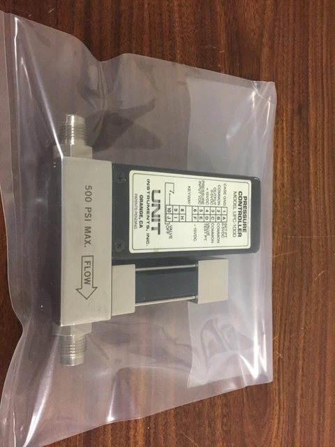 Unit Instruments UFC-1000, Range 50 SCCM, Gas N2 Mass Flow Controller