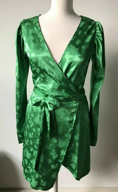 slim fit dress slacks Zara Short Puff Sleeve Round Neck Cut Out A-Line Midi Dress Green Smal –  Baystate Boutique & Consignment main image 1
