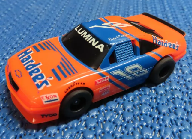 Für H0 Slotcar Racing Modellbahn -- Chevy Nascar mit Tyco Motor (DBW257)