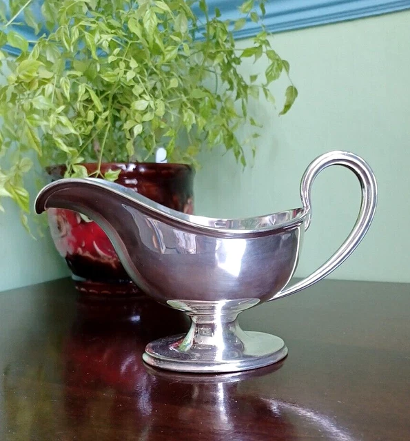 LARGE ANTIQUE ELKINGTON & Co SILVER PLATE GRAVY SAUCE BOAT Circa 1880