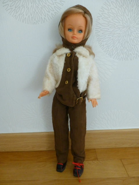 BELLE POUPÉE MANNEQUIN CATHIE BELLA COLLANT MARRON COLLECTION