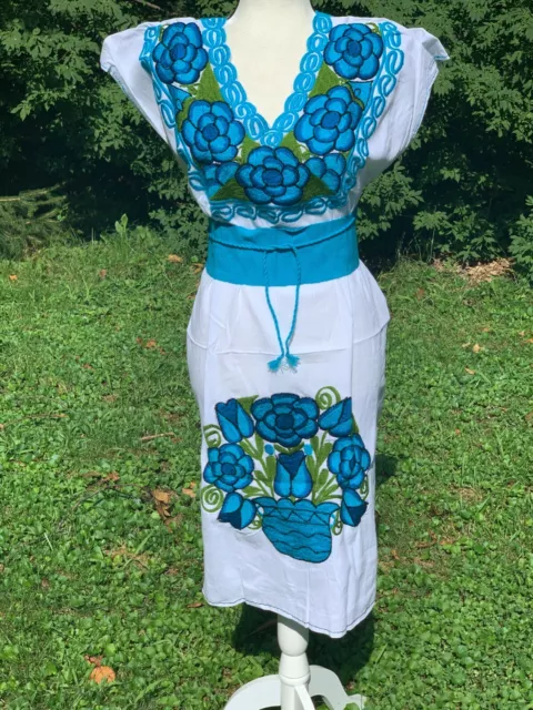 Puebla Mexican Dress w/ Belt Bata con Faja Vestido Flowers Blue M/L 1 Size 1812