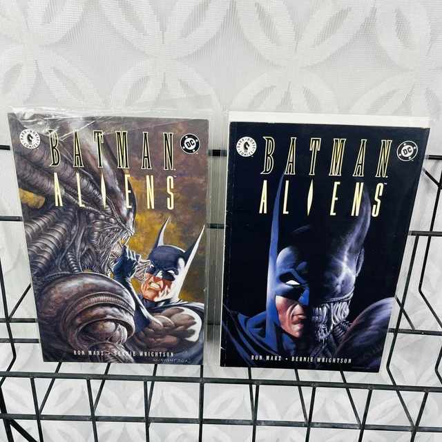 Dark Horse Comics Batman Aliens Book One 1 & Book Two 2 Lot Bernie Wrightson