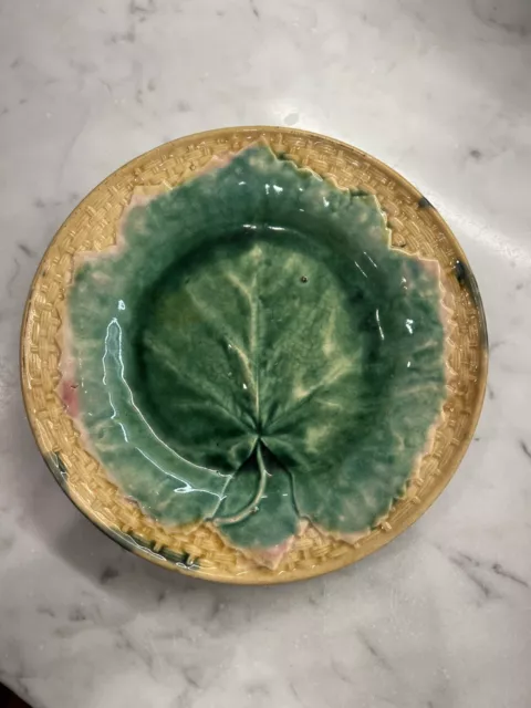 Beautiful old Majolica ETRUSCAN Maple Leaf Plate, Circa 1880 Basketweave/leaf