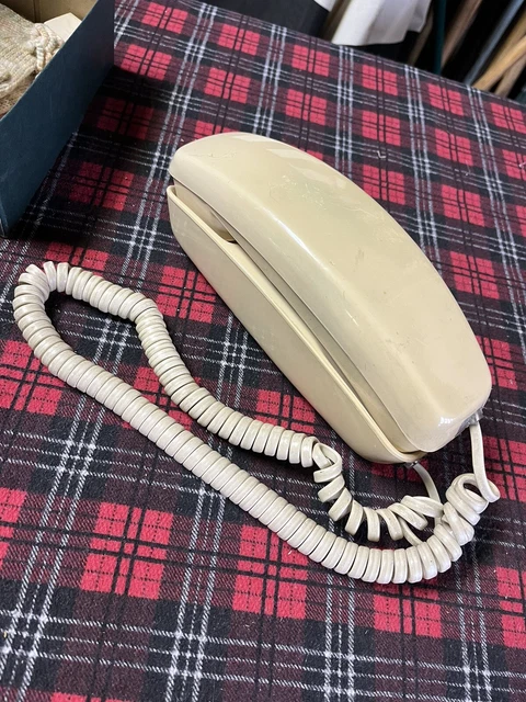 VINTAGE WESTERN ELECTRIC ATT Trimline Rotary Dial Table Phone Telephone ...