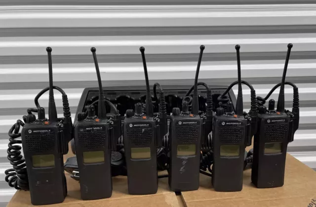 Lotto Di (6) Motorola XTS2500 1.5 Uhf R2 450-520mhz P25 Radio Digitale