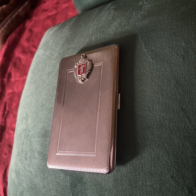 VINTAGE ART DECO KINCRAFT BRAND CIGARETTE CASE Two mirrors inside £25.