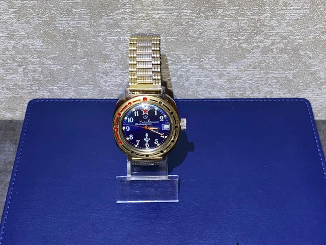 Montre Vostok Komandirskie Militaire Mécanique - Modèle 2414, Neuve Avec étuis
