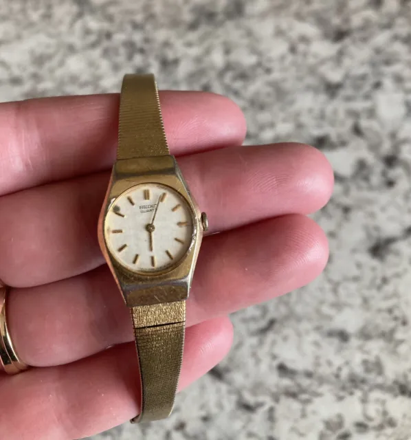 Vintage Seiko   womens watch bracelet (gold Tone)