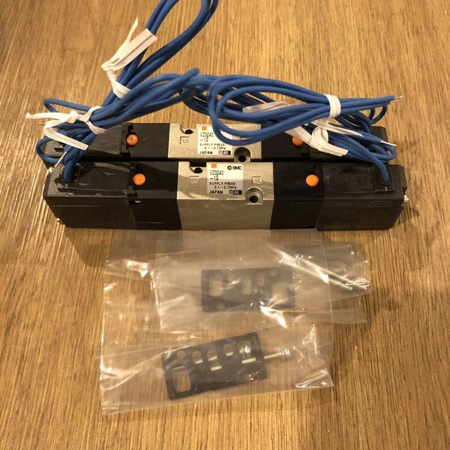 SMC electromagnetic valve VZ3240-1G 2 pieces