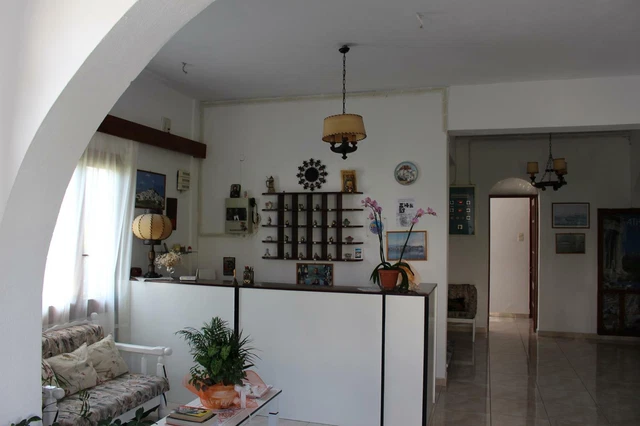 PROPRIETAIRE VEND HOTEL 18 CHAMBRES DANS L’ILE DE PATMOS DODECANESE GRECE  Terra 6