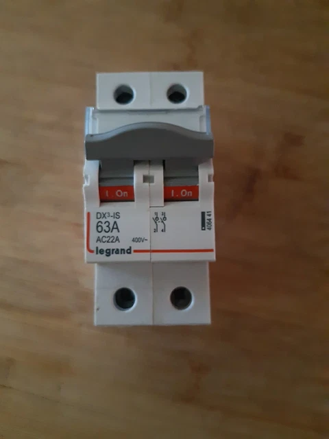 Lot De 84 Chevilles BIZLINE 8x37mm Pour Colliers - Boîte Entamée (réf. 710247)