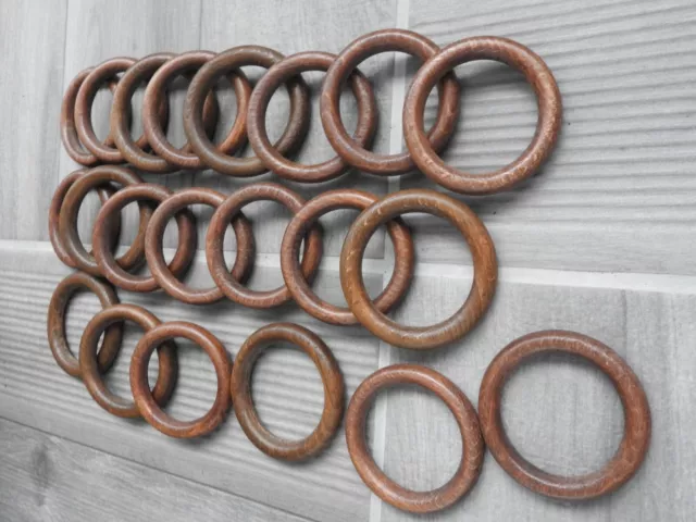 LOT DE 20 ANNEAUX EN BOIS POUR TRIANGLE A RIDEAUX OEILLETS VINTAGE diam 45-63 mm