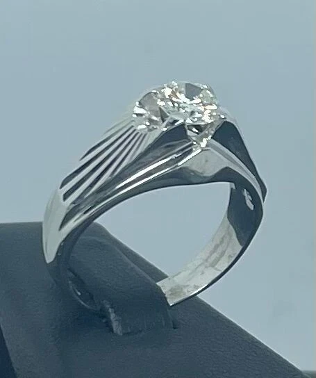 Anello on sale solitario uomo