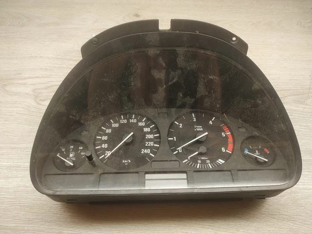 Compteur de vitesse BMW 5 (E60) 525 d 3379123
