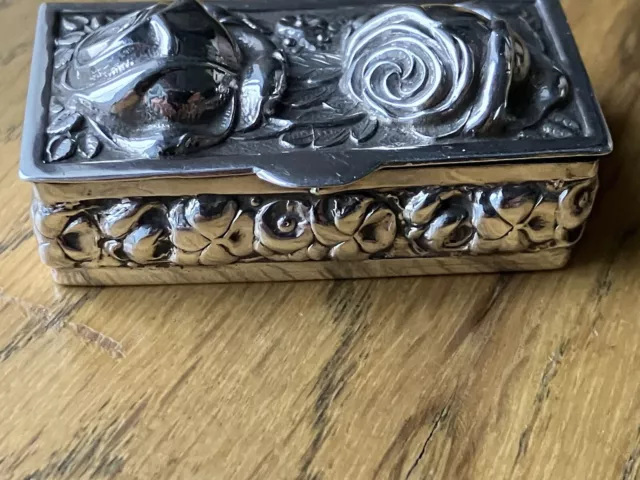 Vintage Sterling silver Small Pill Box Embossed Flowers hallmarked 3