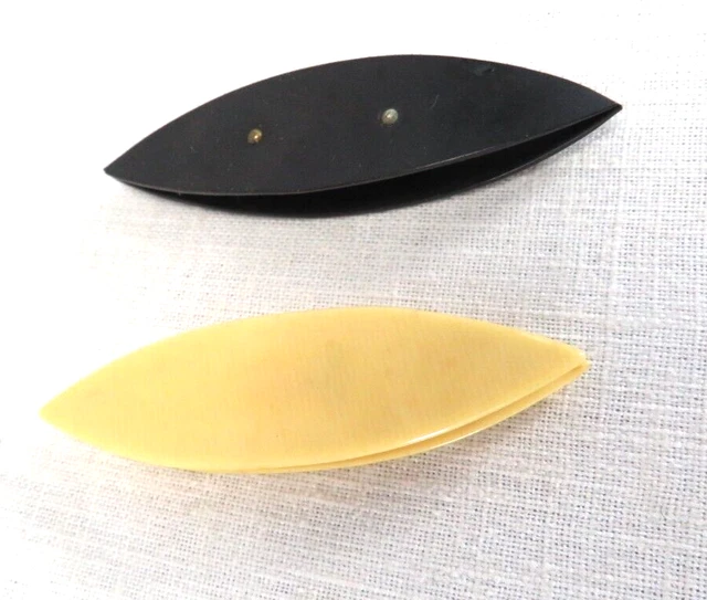 2 Vintage Tatting Shuttle Ivory, Black